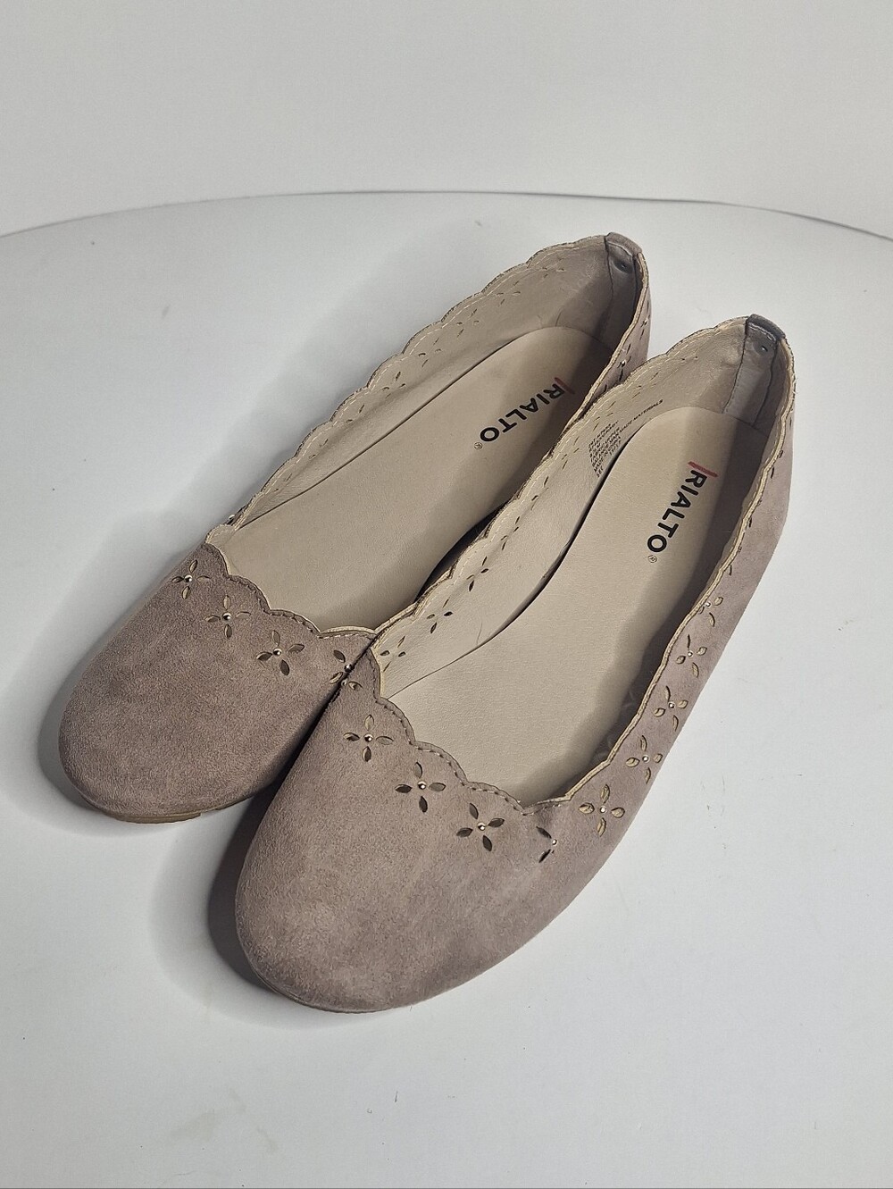 Rialto Grady Faux Leather Fabric Gray Taupe Ballet Flats Womens Size 8.5 Slip On